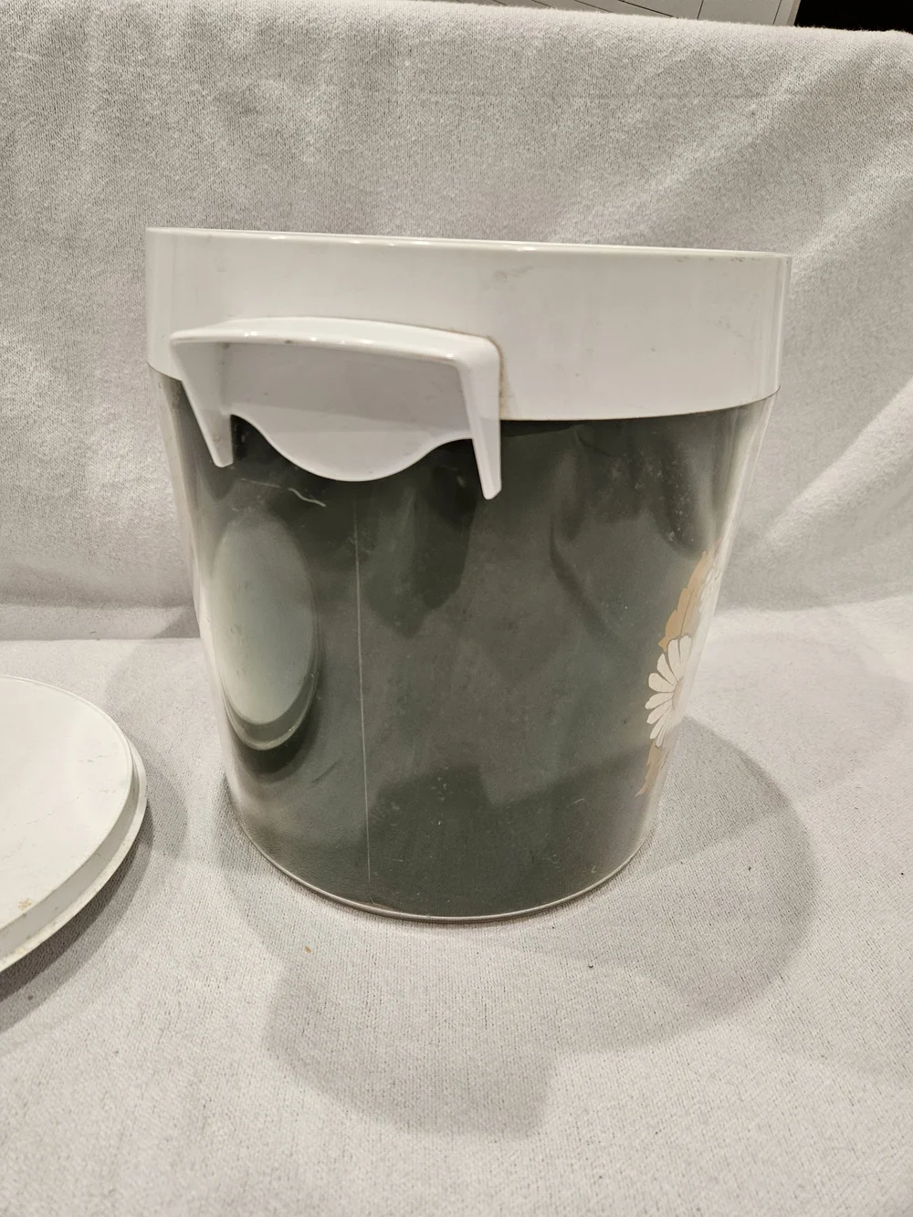 Vintage West Bend Thermo Serv Daisy Ice Bucket With Lid